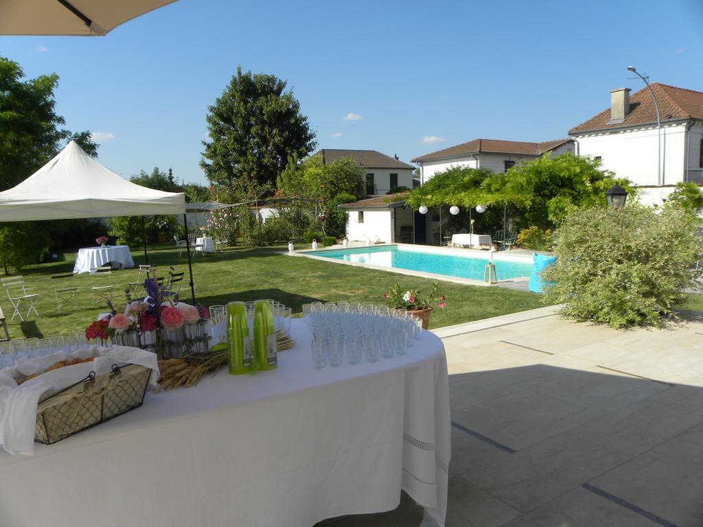 Entre Cour Et Jardin Hotel Chalons-en-Champagne Exterior photo